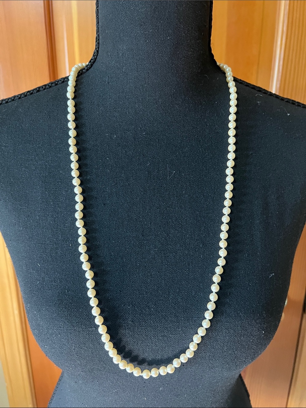 1928 White Faux Pearl  Necklace